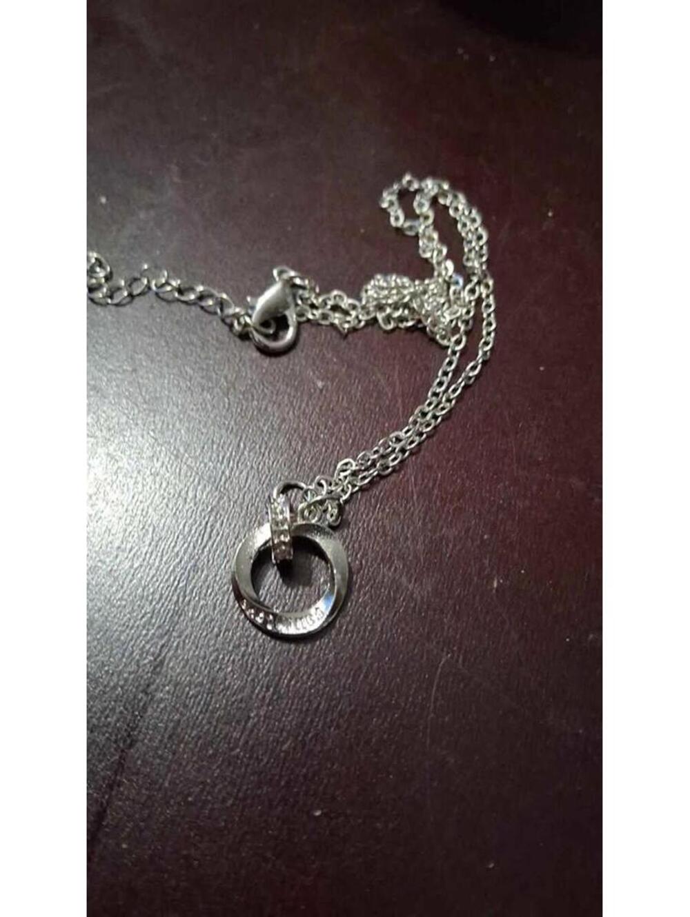 JeenMata Double Ring Interlocking Circle Linked Pendant Necklace